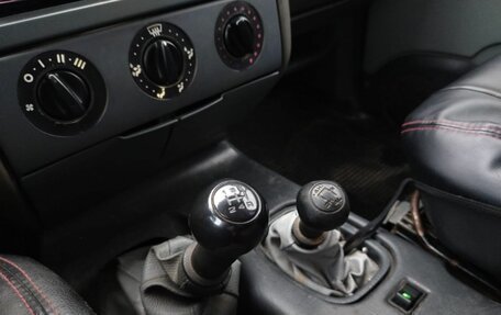 ЛуАЗ Patriot, 2006 год, 258 000 рублей, 11 фотография