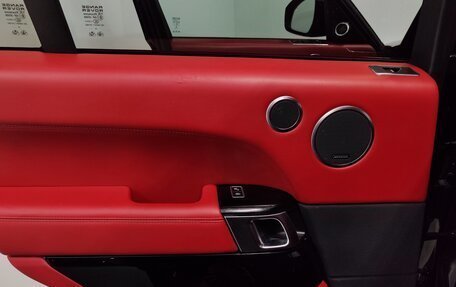 Land Rover Range Rover IV рестайлинг, 2013 год, 2 630 000 рублей, 19 фотография