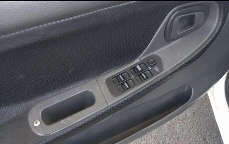 Daewoo Nexia I рестайлинг, 2001 год, 135 000 рублей, 7 фотография