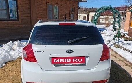 KIA cee'd I рестайлинг, 2011 год, 643 000 рублей, 3 фотография