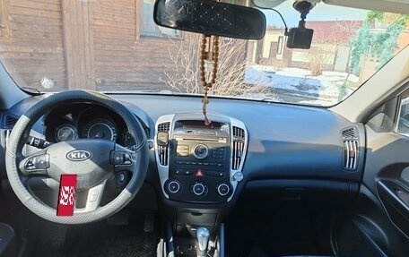 KIA cee'd I рестайлинг, 2011 год, 643 000 рублей, 7 фотография