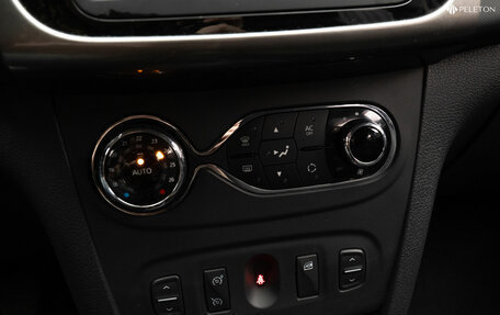 Renault Sandero II рестайлинг, 2015 год, 820 000 рублей, 18 фотография