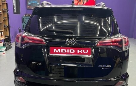 Toyota RAV4, 2018 год, 3 000 000 рублей, 6 фотография