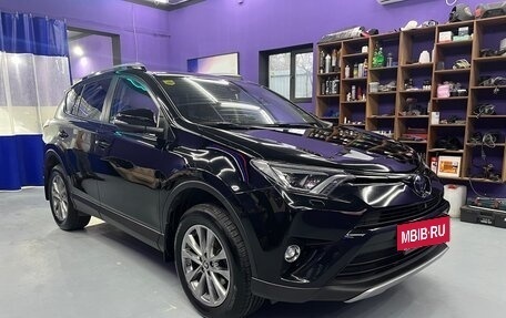 Toyota RAV4, 2018 год, 3 000 000 рублей, 8 фотография