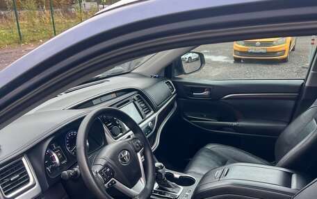 Toyota Highlander III, 2014 год, 2 750 000 рублей, 10 фотография