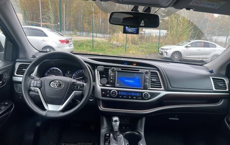 Toyota Highlander III, 2014 год, 2 750 000 рублей, 12 фотография