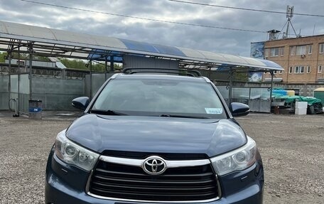 Toyota Highlander III, 2014 год, 2 750 000 рублей, 8 фотография