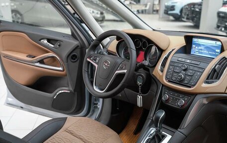 Opel Zafira C рестайлинг, 2013 год, 1 099 000 рублей, 10 фотография