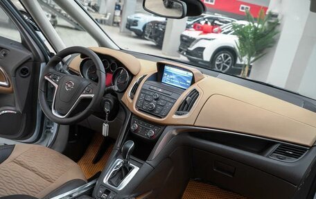 Opel Zafira C рестайлинг, 2013 год, 1 099 000 рублей, 11 фотография