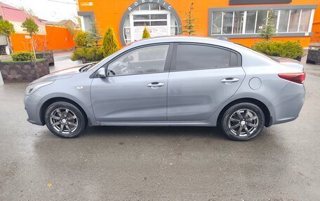 KIA Rio IV, 2017 год, 1 450 000 рублей, 2 фотография