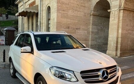 Mercedes-Benz GLE, 2017 год, 5 050 000 рублей, 2 фотография