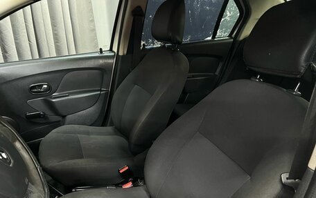 Renault Logan II, 2017 год, 419 777 рублей, 6 фотография