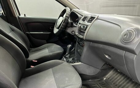 Renault Logan II, 2017 год, 419 777 рублей, 9 фотография