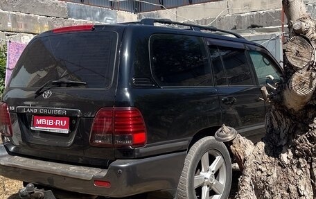 Toyota Land Cruiser 100 рестайлинг 2, 2007 год, 2 500 000 рублей, 1 фотография