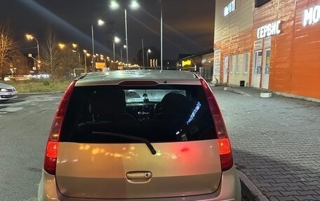 Mitsubishi Colt VI рестайлинг, 2002 год, 400 000 рублей, 2 фотография