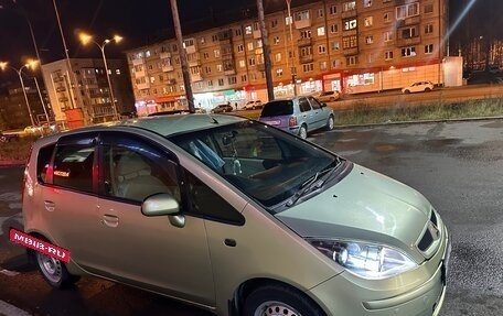 Mitsubishi Colt VI рестайлинг, 2002 год, 400 000 рублей, 3 фотография