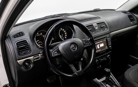 Skoda Yeti I рестайлинг, 2014 год, 999 000 рублей, 10 фотография