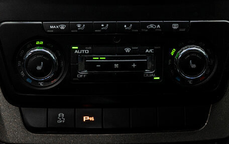 Skoda Yeti I рестайлинг, 2014 год, 999 000 рублей, 23 фотография