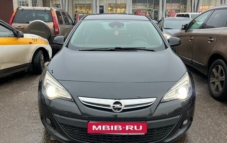 Opel Astra J, 2013 год, 938 000 рублей, 2 фотография