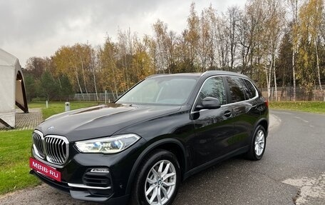 BMW X5, 2019 год, 5 700 000 рублей, 3 фотография