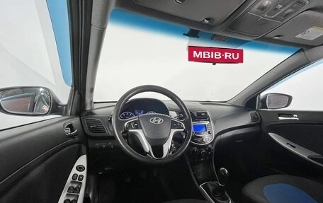 Hyundai Solaris II рестайлинг, 2012 год, 570 000 рублей, 13 фотография