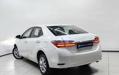 Toyota Corolla, 2017 год, 1 599 000 рублей, 2 фотография