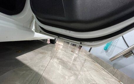 Hyundai Solaris II рестайлинг, 2014 год, 1 000 000 рублей, 20 фотография