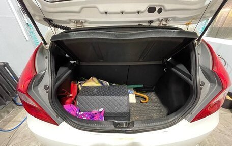 Hyundai Solaris II рестайлинг, 2014 год, 1 000 000 рублей, 29 фотография