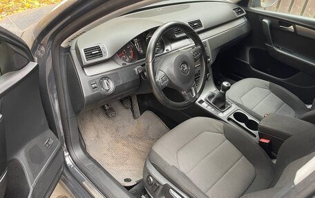 Volkswagen Passat B7, 2011 год, 785 000 рублей, 7 фотография