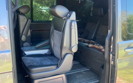 Volkswagen Multivan T5, 2011 год, 2 450 000 рублей, 10 фотография