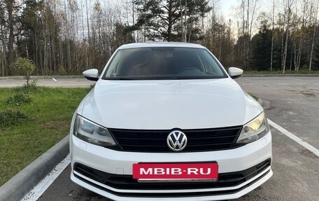 Volkswagen Jetta VI, 2015 год, 1 500 000 рублей, 3 фотография