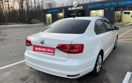 Volkswagen Jetta VI, 2015 год, 1 500 000 рублей, 12 фотография