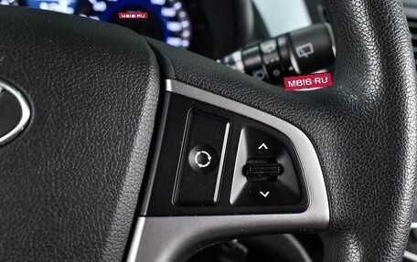 Hyundai Solaris II рестайлинг, 2015 год, 1 099 000 рублей, 15 фотография