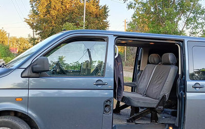 Volkswagen Transporter T5 рестайлинг, 2004 год, 1 370 000 рублей, 1 фотография