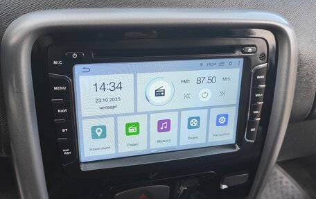 Renault Duster I рестайлинг, 2013 год, 1 000 000 рублей, 14 фотография