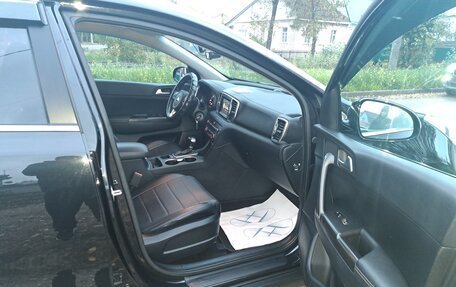 KIA Sportage IV рестайлинг, 2018 год, 2 050 000 рублей, 15 фотография