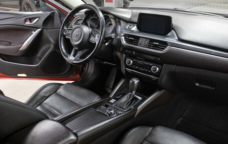 Mazda 6, 2017 год, 1 998 000 рублей, 11 фотография