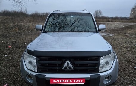 Mitsubishi Pajero IV, 2007 год, 1 150 000 рублей, 2 фотография