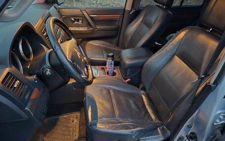 Mitsubishi Pajero IV, 2007 год, 1 150 000 рублей, 18 фотография