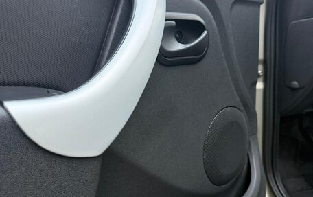 Renault Logan I, 2013 год, 800 000 рублей, 35 фотография