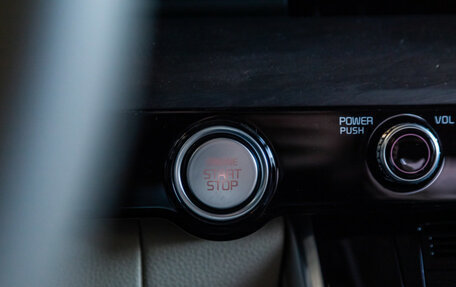 KIA Carnival, 2023 год, 6 479 956 рублей, 18 фотография