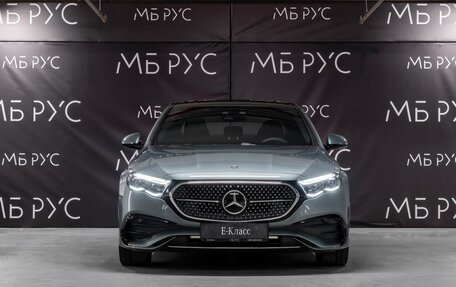 Mercedes-Benz E-Класс, 2025 год, 11 000 000 рублей, 2 фотография