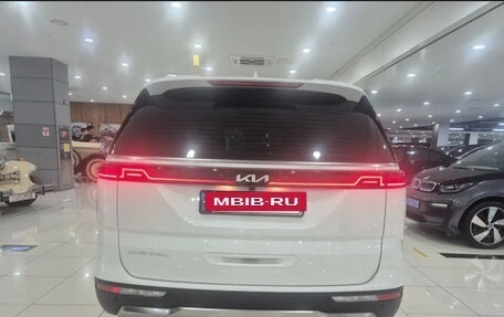 KIA Carnival, 2022 год, 2 580 000 рублей, 2 фотография
