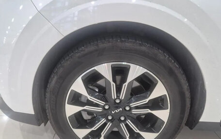 KIA Carnival, 2022 год, 2 580 000 рублей, 7 фотография