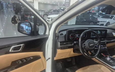 KIA Carnival, 2022 год, 2 580 000 рублей, 11 фотография