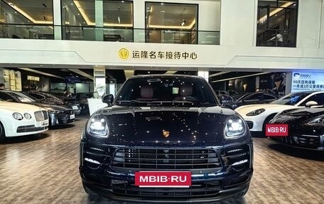 Porsche Macan I рестайлинг, 2021 год, 5 000 000 рублей, 2 фотография