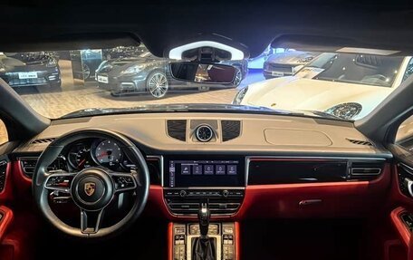 Porsche Macan I рестайлинг, 2021 год, 5 000 000 рублей, 7 фотография