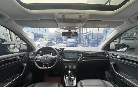 Volkswagen T-Roc I, 2022 год, 2 100 069 рублей, 6 фотография