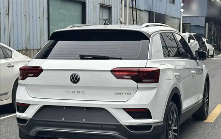 Volkswagen T-Roc I, 2022 год, 2 100 069 рублей, 11 фотография