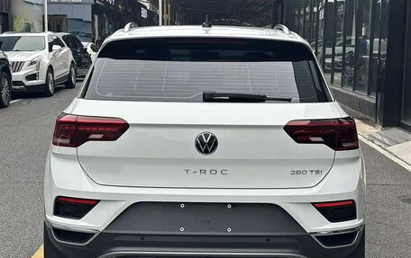 Volkswagen T-Roc I, 2022 год, 2 100 069 рублей, 12 фотография